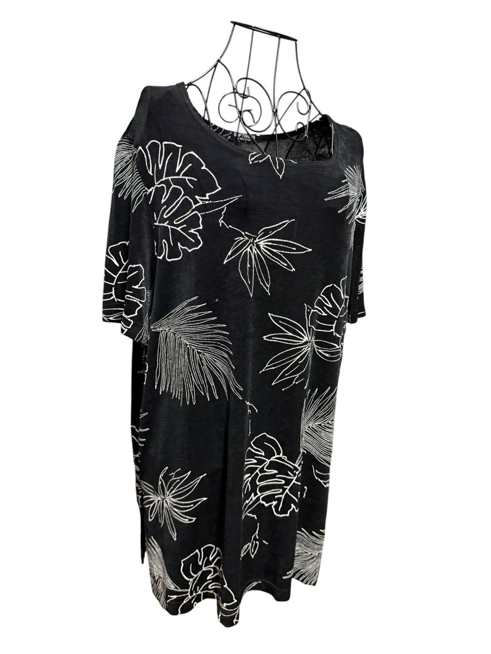 Softwear by Mark Singer Black Top with White Print XL